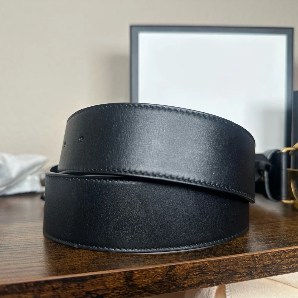 Gucci Black Leather Belt with Antique Gold Double G Buckle